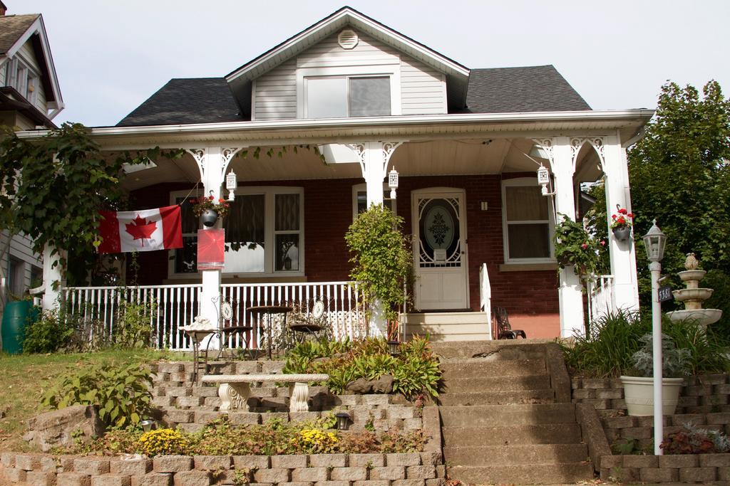 Glen Mhor Bed And Breakfast Niagara Falls Esterno foto
