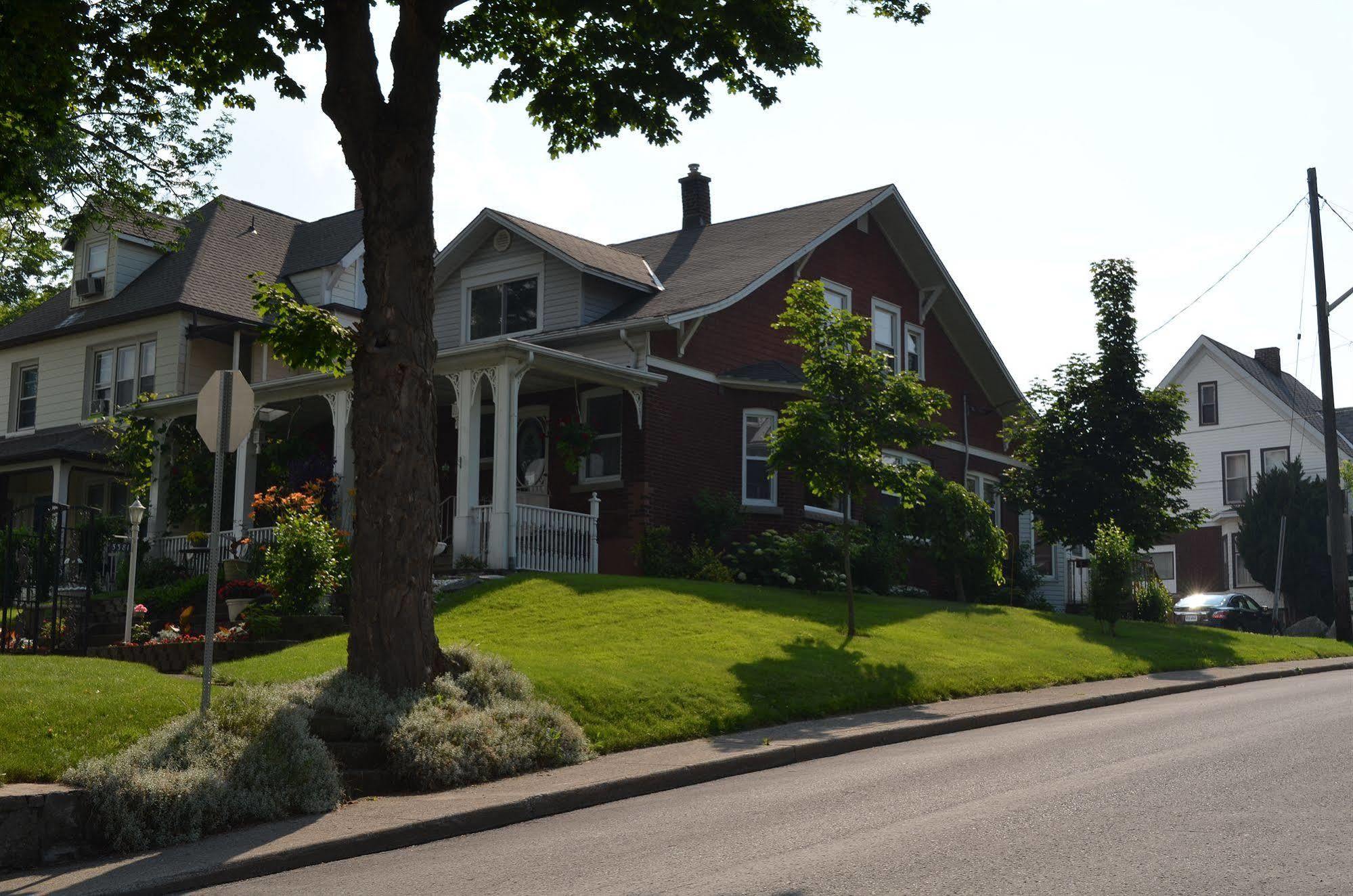 Glen Mhor Bed And Breakfast Niagara Falls Esterno foto